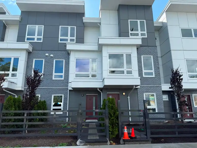 10 3033 SHELL ROAD - photo 1 of 4
