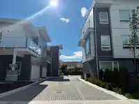 10 3033 SHELL ROAD - thumbnail 4