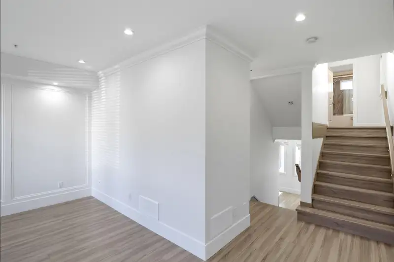 13667 232A STREET - photo 3 of 26