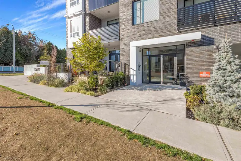 313 13623 81A AVENUE - photo 2 of 24