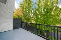 85 8476 207A STREET - thumbnail 28