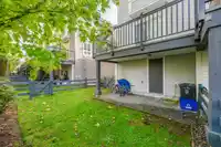 85 8476 207A STREET - thumbnail 33