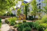 85 8476 207A STREET - thumbnail 34