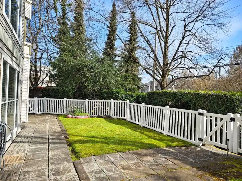 128 8880 JONES ROAD - photo 2 of 22