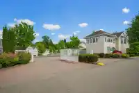 42 9208 208 STREET - thumbnail 4