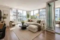 501 1228 MARINASIDE CRESCENT - thumbnail 1