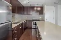 406 15735 CROYDON DRIVE - thumbnail 9