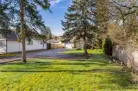4875 200 STREET - thumbnail 2