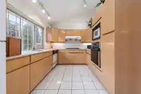 3606 MCKAY DRIVE - thumbnail 6