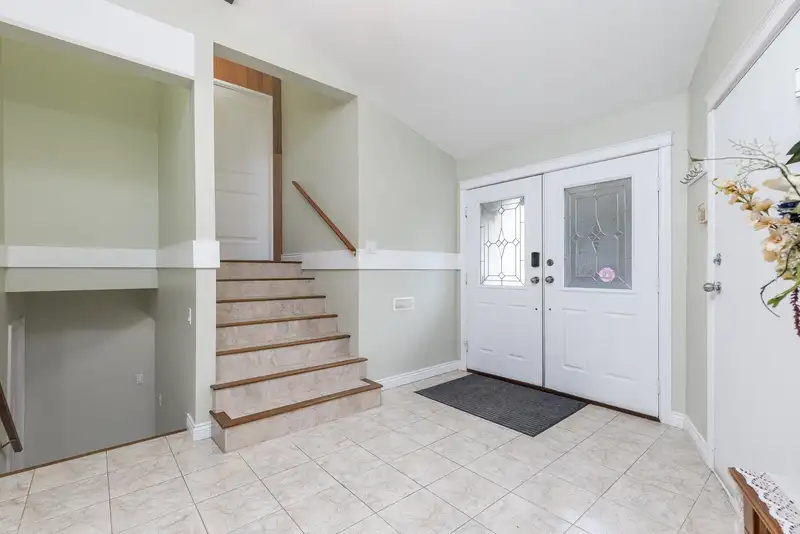 2055 LION COURT - photo 3 of 40
