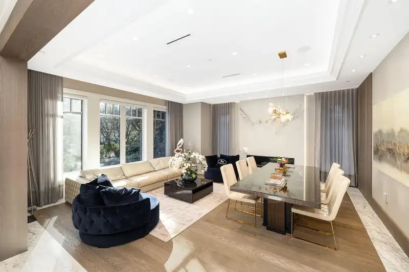 1239 W 40TH AVENUE - photo 4 of 40