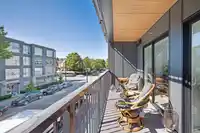 221 2520 GUELPH STREET - thumbnail 18