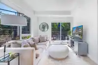 221 2520 GUELPH STREET - thumbnail 3