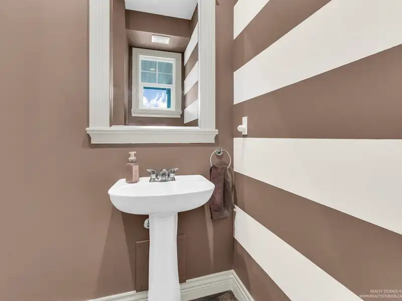 6573 193 STREET - photo 4 of 37