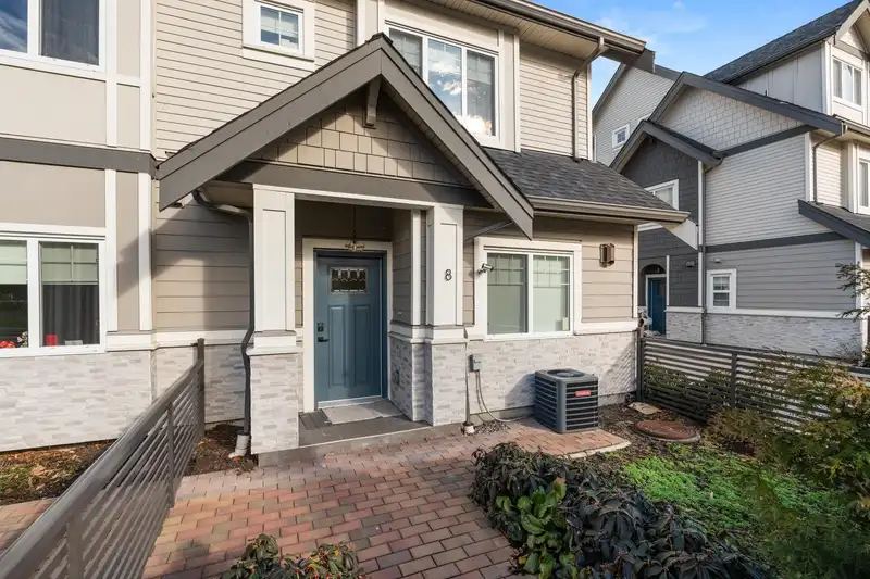 8 9219 WILLIAMS ROAD - photo 3 of 27