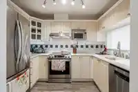 426 5500 ANDREWS ROAD - thumbnail 3
