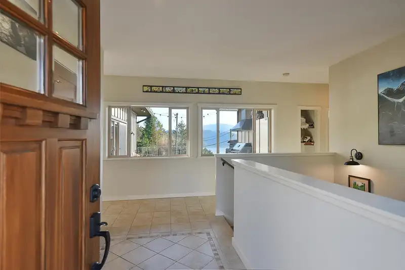 659 GIBSONS WAY - photo 3 of 40