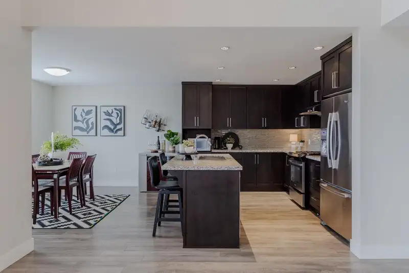 102 3458 BURKE VILLAGE PROMENADE - photo 4 of 40