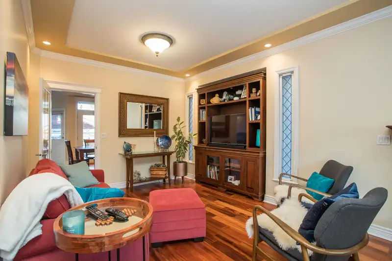 2931 152A STREET - photo 4 of 37
