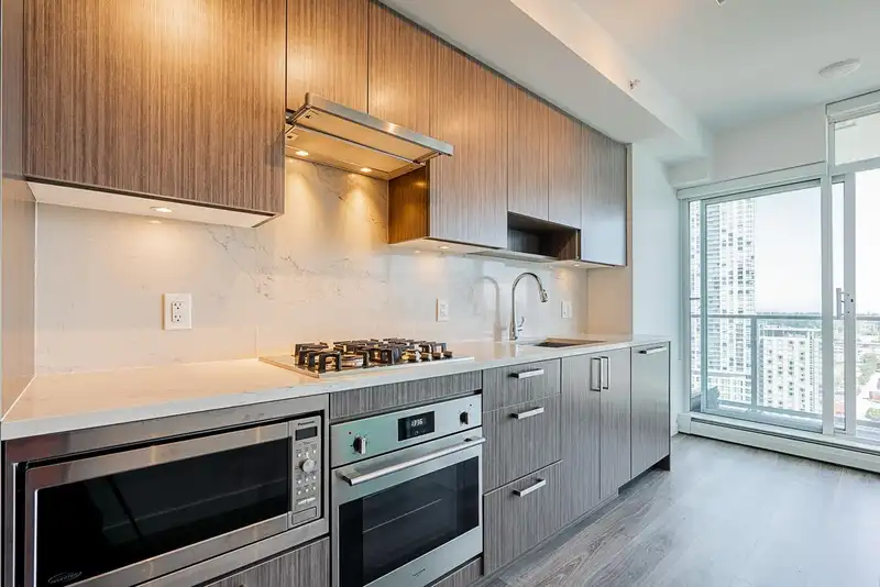 2606 13350 CENTRAL AVENUE - photo 1 of 35