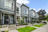 TH11 10290 133 STREET - thumbnail 2