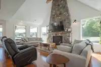 9375 222 STREET - thumbnail 11