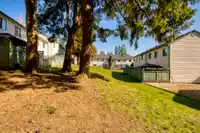 32 6625 138TH STREET - thumbnail 1