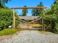 816 248 STREET - thumbnail 4