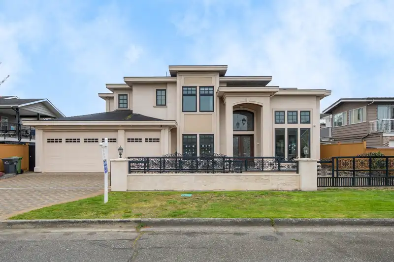 10720 ANGLESEA DRIVE - photo 1 of 36