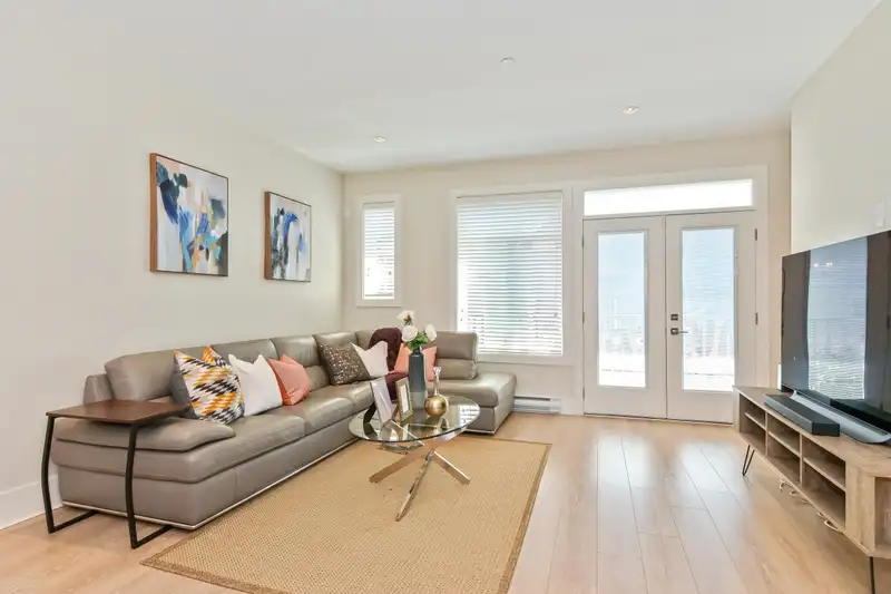 24 7665 209 STREET - photo 4 of 28