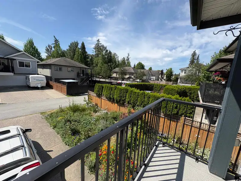 23622 111A AVENUE - photo 2 of 24