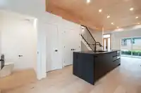 4170 COLUMBIA STREET - thumbnail 9