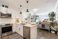 321 5020 221A STREET - thumbnail 6