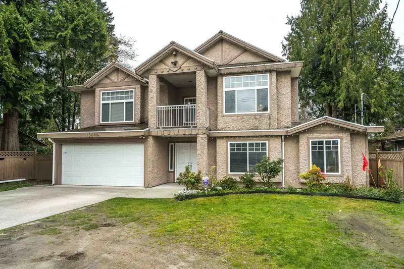 15688 88 AVENUE - photo 3 of 40