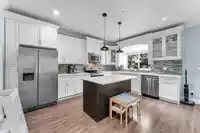 7 19938 70 AVENUE - thumbnail 3