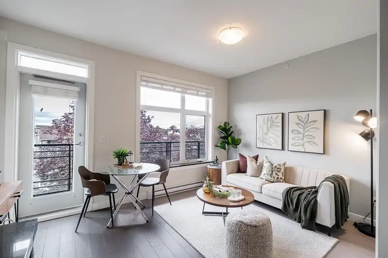 405 20068 FRASER HIGHWAY - photo 1 of 23