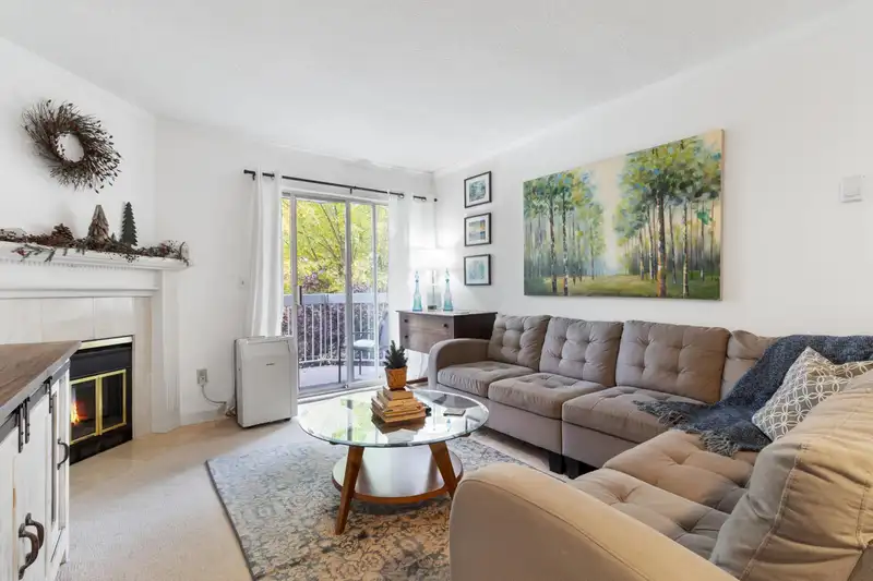 218 11510 225 STREET - photo 2 of 31