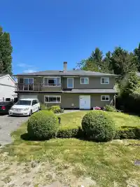 10618 141 STREET - thumbnail 1