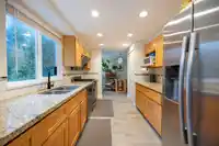 1590 PLATEAU CRESCENT - thumbnail 15