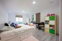 1590 PLATEAU CRESCENT - thumbnail 24