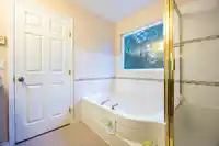 1590 PLATEAU CRESCENT - thumbnail 30