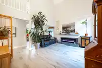 1590 PLATEAU CRESCENT - thumbnail 6