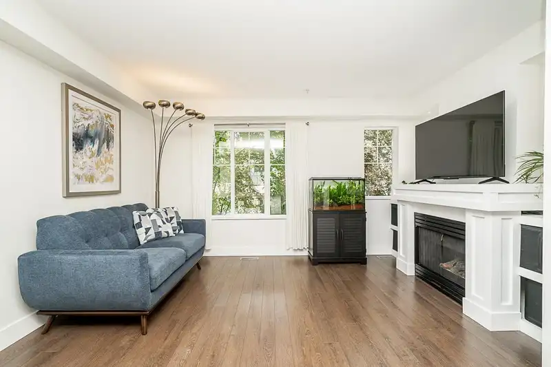 34 20176 68 AVENUE - photo 4 of 31