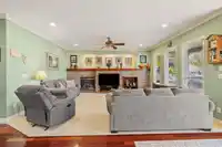 7250 147A STREET - thumbnail 13