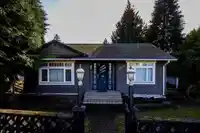 4376 WINNIFRED STREET - thumbnail 1