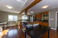 4376 WINNIFRED STREET - thumbnail 11