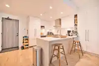 308 3131 MURRAY STREET - thumbnail 4