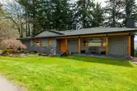 13464 56 AVENUE - thumbnail 2