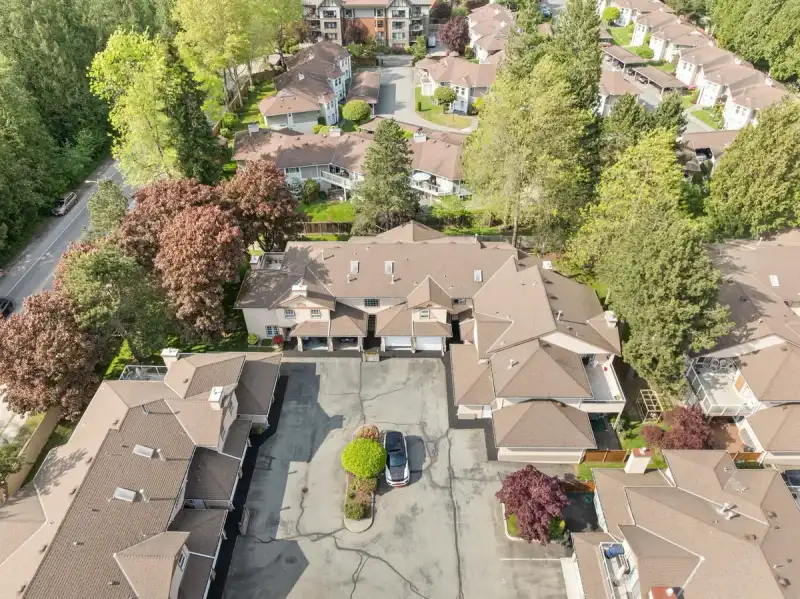 123 14861 98 AVENUE - photo 1 of 38