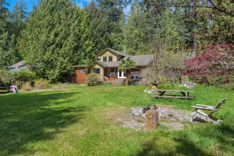 1479 PARK AVENUE - photo 2 of 38